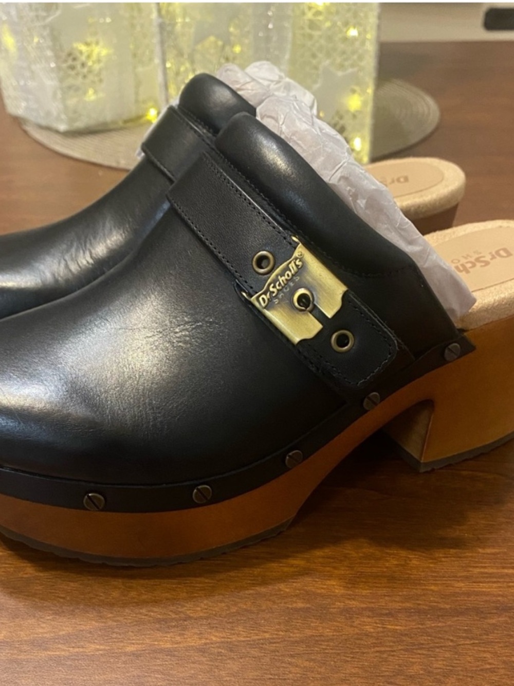 Dr. Scholl's
Original Joy Leather Buckle Hardware Strap Platform Clogs size 7